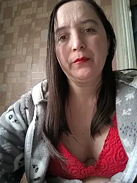 EvelinCutex online show from 4, 3, 2026