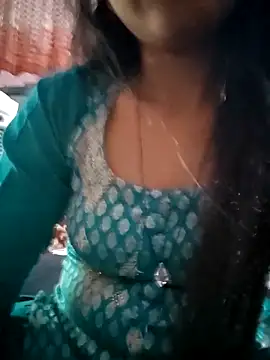 Snapshot of Paakhi-Singh chatting on 30, 10, 2025 Paakhi-Singh online show from 30, 10, 2025