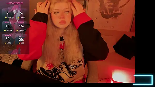 LilithNelson online show from 11, 11, 2025