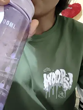 RAYI Queen 2 online show from 15, 2, 2026