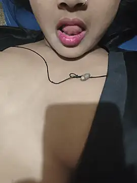 RAYI Queen 2 online show from 18, 5, 2026
