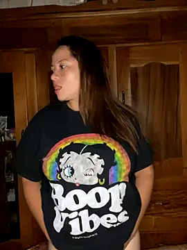 Snapshot of sabrossa chatting on 6, 11, 2025 sabrossa online show from 6, 11, 2025