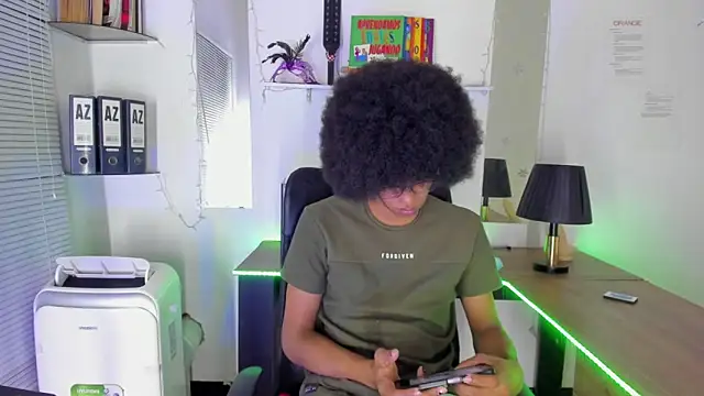 DEAMOL online show from 7, 11, 2025