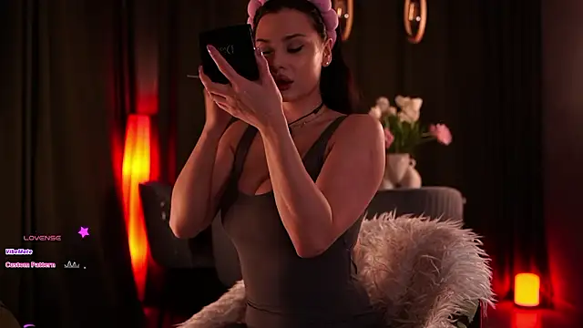 MaryHols online show from 10, 3, 2026