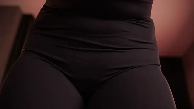 Snapshot of MaryHols chatting on 1, 3, 2026 MaryHols online show from 1, 3, 2026