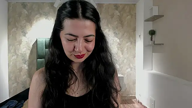 Saya Amaretto1 online show from 13, 1, 2026