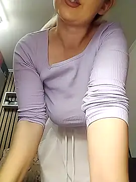 Mayaaaaaa  online show from 27, 11, 2025