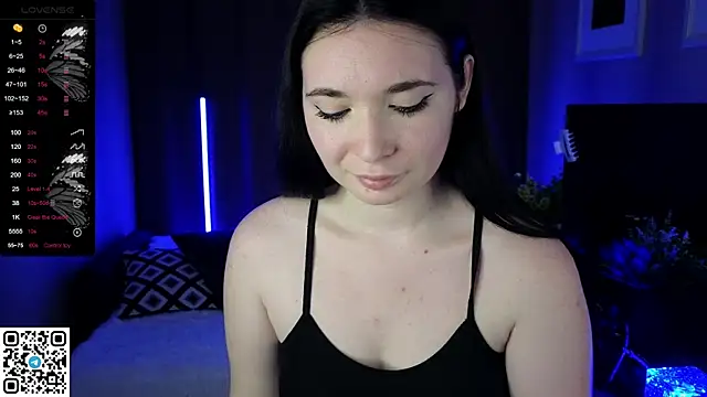 cute club online show from 8, 10, 2025