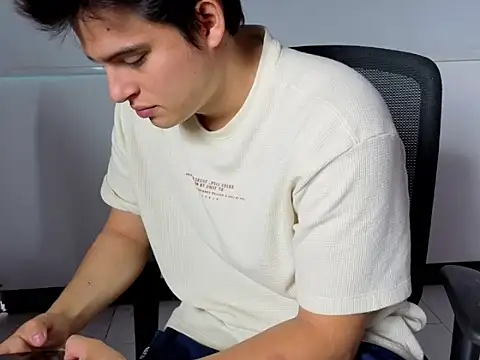 invincible200 online show from 13, 10, 2025