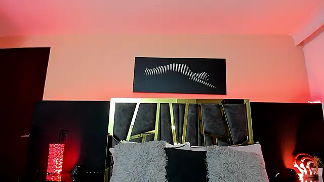 Snapshot of ScarletTorres chatting on 7, 10, 2025 ScarletTorres online show from 7, 10, 2025