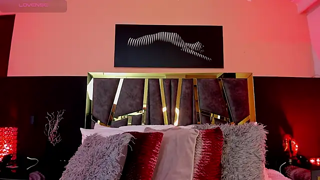 Snapshot of ScarletTorres chatting on 27, 11, 2025 ScarletTorres online show from 27, 11, 2025