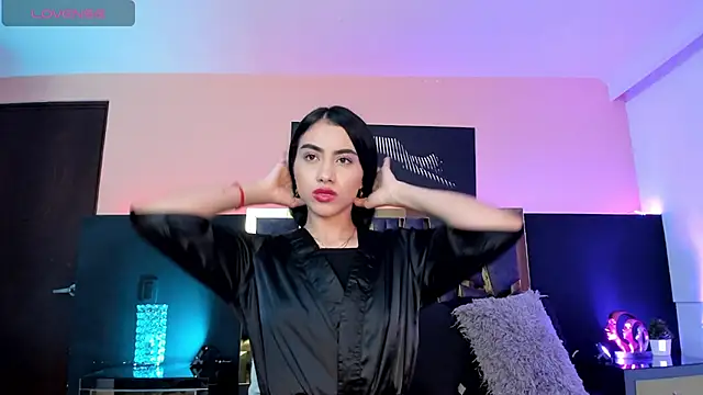 Snapshot of ScarletTorres chatting on 11, 9, 2025 ScarletTorres online show from 11, 9, 2025