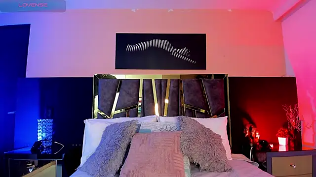 Snapshot of ScarletTorres chatting on 18, 11, 2025 ScarletTorres online show from 18, 11, 2025