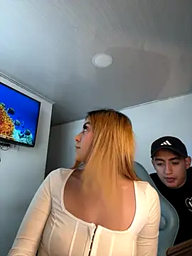 Melissa coll online show from 18, 9, 2025