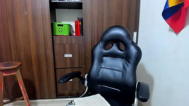 miss bigcockts online show from 28, 4, 2026