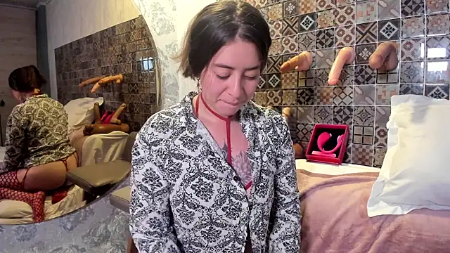 Keyla ruiz  online show from 4, 4, 2026