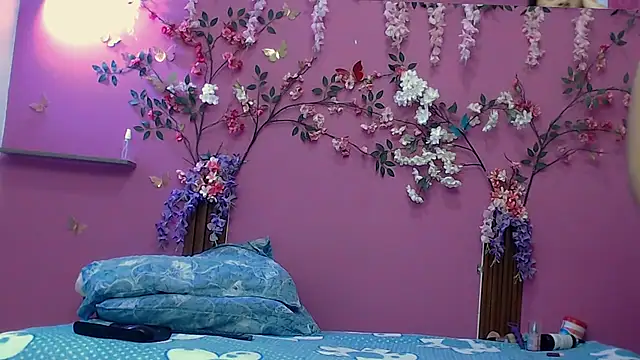 skinnybarbie022 online show from 26, 10, 2025