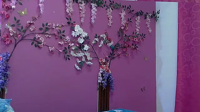 skinnybarbie022 online show from 7, 1, 2026