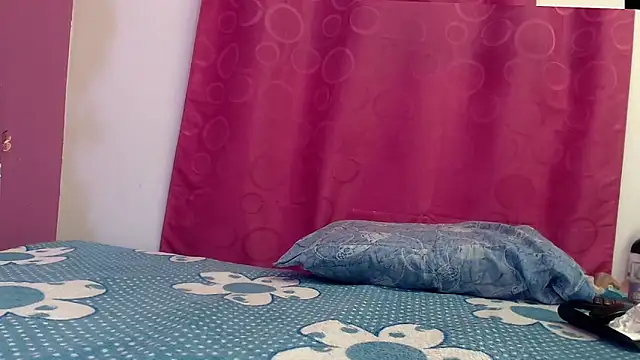 skinnybarbie022 online show from 12, 10, 2025