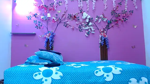 skinnybarbie022 online show from 3, 4, 2026