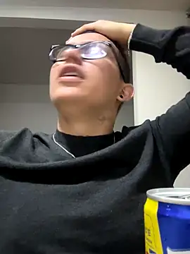 Kurtxxx22 online show from 30, 10, 2025