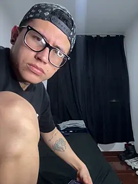 Kurtxxx22 online show from 9, 11, 2025