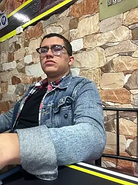 Kurtxxx22 online show from 8, 10, 2025