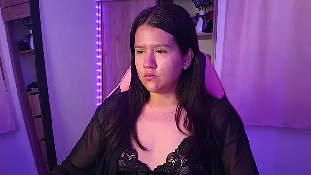 Oliviawatson1 online show from 17, 5, 2026