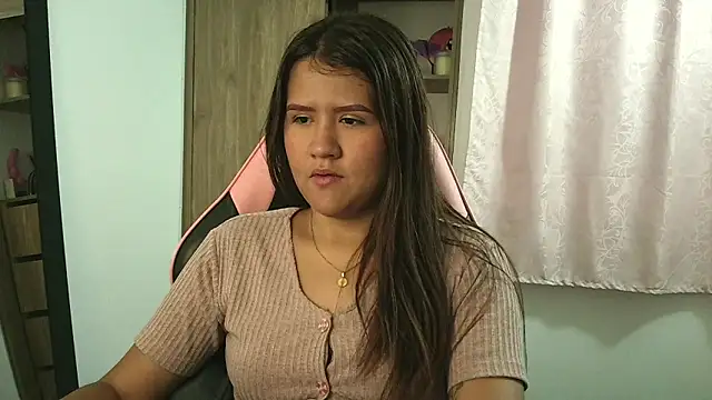 Oliviawatson1 online show from 25, 9, 2025