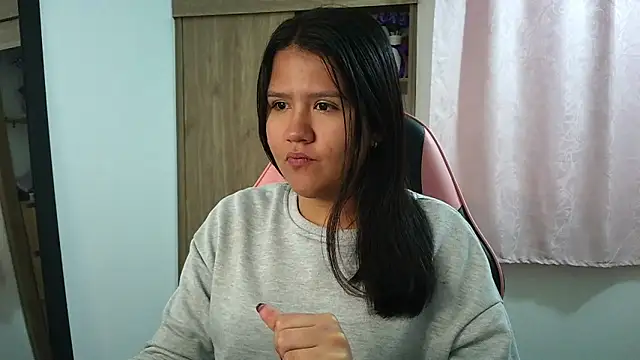 Snapshot of Oliviawatson1 chatting on 15, 1, 2026 Oliviawatson1 online show from 15, 1, 2026