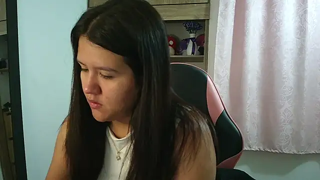 Oliviawatson1 online show from 2, 6, 2026