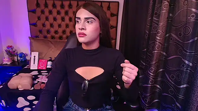 lailahdark online show from 28, 4, 2026