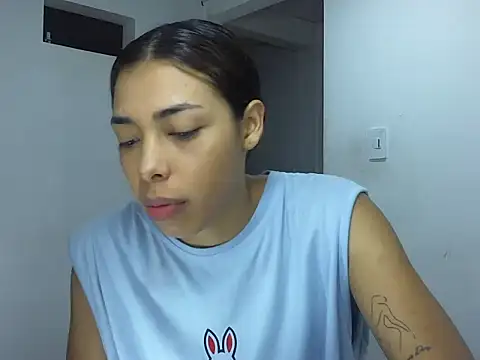 MeganAndMaxxh online show from 9, 9, 2025