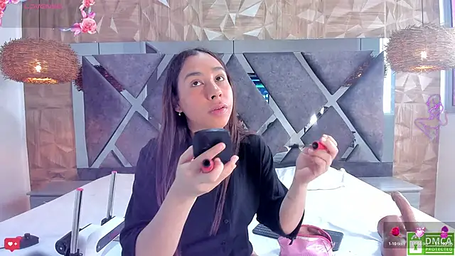 Selene  Lopez  online show from 16, 3, 2026