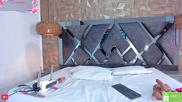 Selene  Lopez  online show from 20, 3, 2026