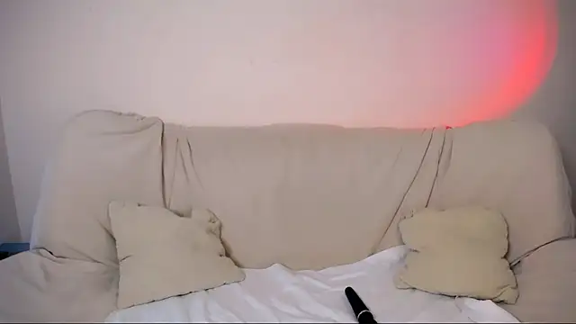 Charlotte Colinss online show from 22, 3, 2026