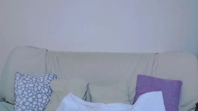 Charlotte Colinss online show from 7, 5, 2026