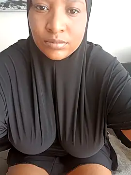 Sweetbxxx24 online show from 28, 2, 2026