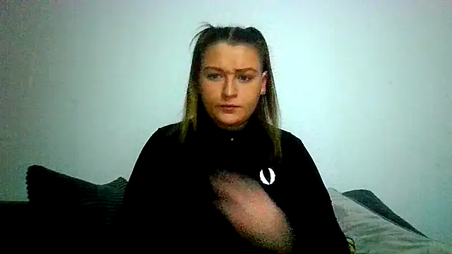 RUBY-ROSE-SWINGS online show from 25, 10, 2025