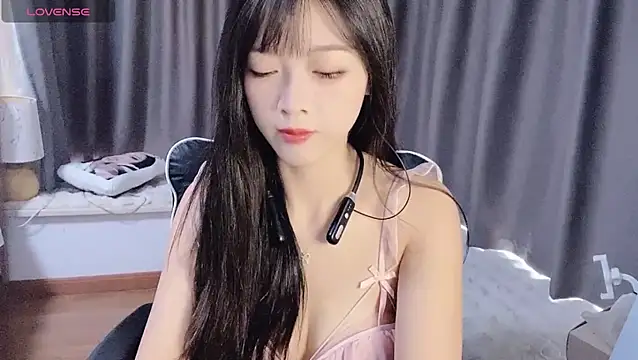 Cicicici-cc online show from 19, 9, 2025