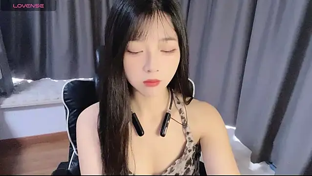 Cicicici-cc online show from 3, 11, 2025