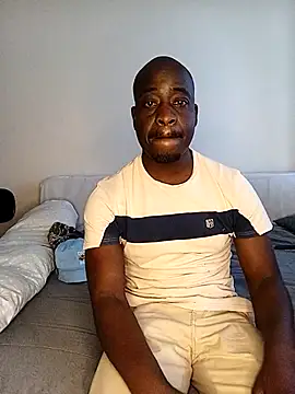 WaiterZim online show from 18, 9, 2025