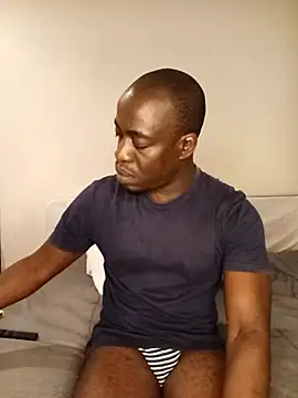 WaiterZim online show from 12, 10, 2025