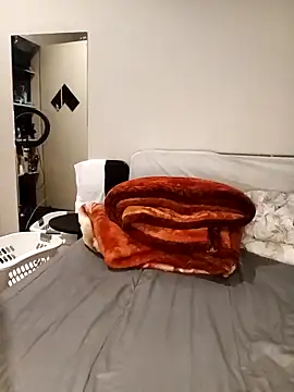 WaiterZim online show from 21, 10, 2025