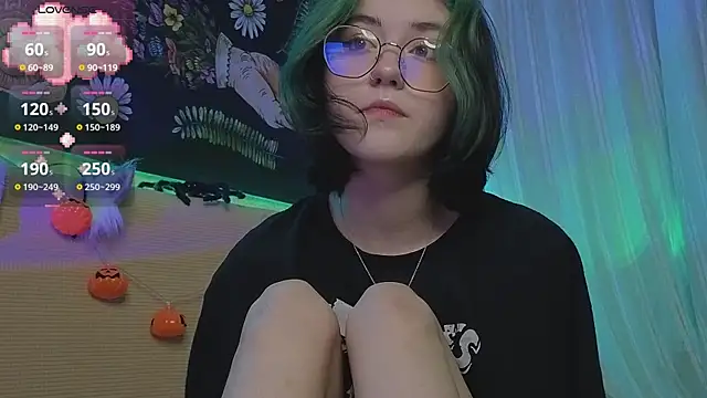 Miko Meow online show from 29, 10, 2025