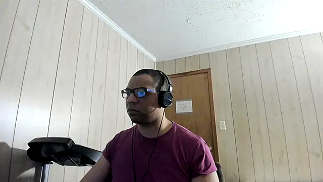 NaturalBeautyQueen online show from 4, 7, 2026