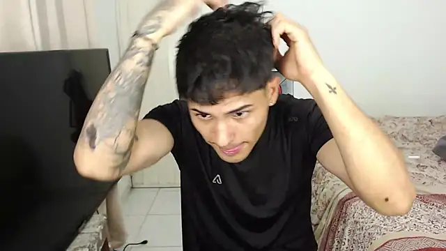 Alex mojica online show from 22, 10, 2025