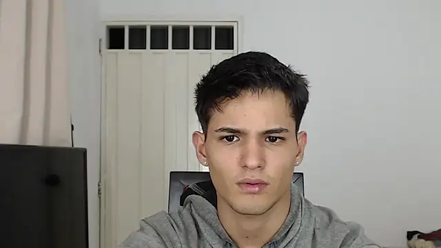 Alex mojica online show from 11, 11, 2025