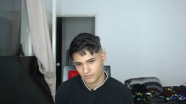 Alex mojica online show from 28, 9, 2025