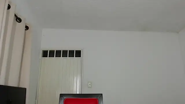 Alex mojica online show from 8, 10, 2025